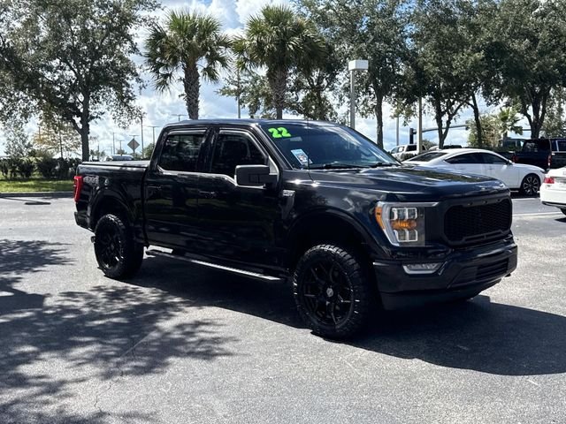 Used 2022 Black Metallic Ford XLT image 2