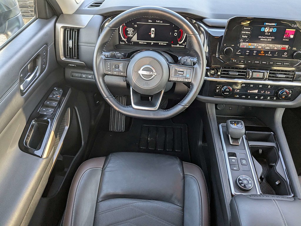 Used 2025 Gun Metallic Nissan Platinum image 17