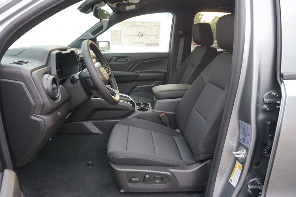 2026 Chevrolet Colorado Work Truck - Photo 10