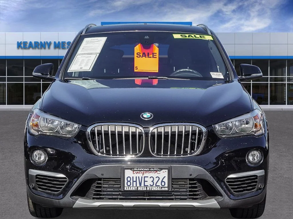 Used 2019 Black BMW xDrive28i image 2