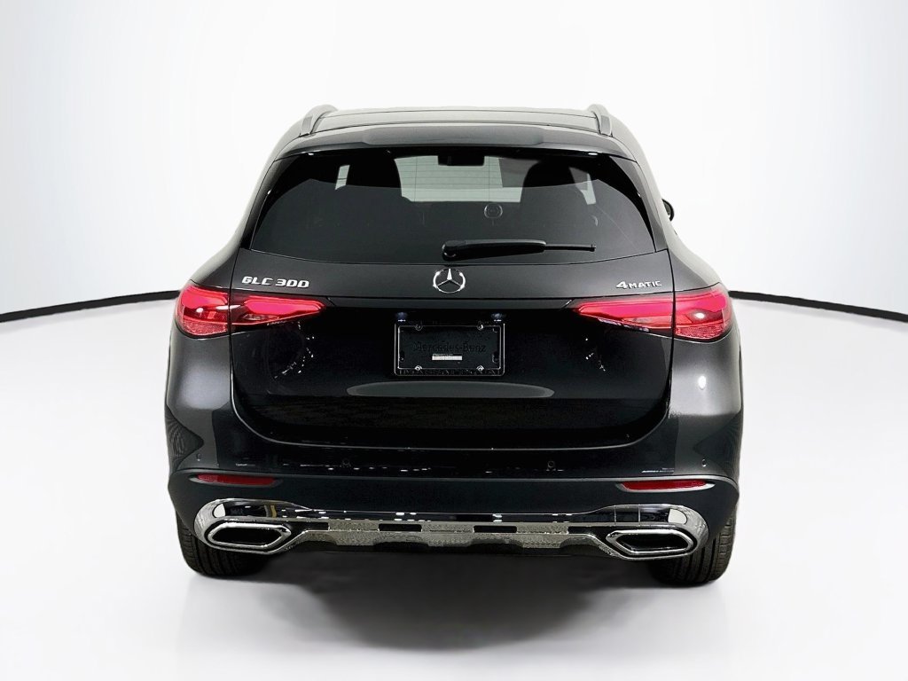 New 2027 Graphite Grey Metallic Mercedes-Benz GLC 300 image 5