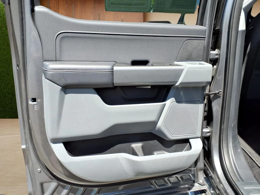 Used 2025 Gray Ford XLT image 25