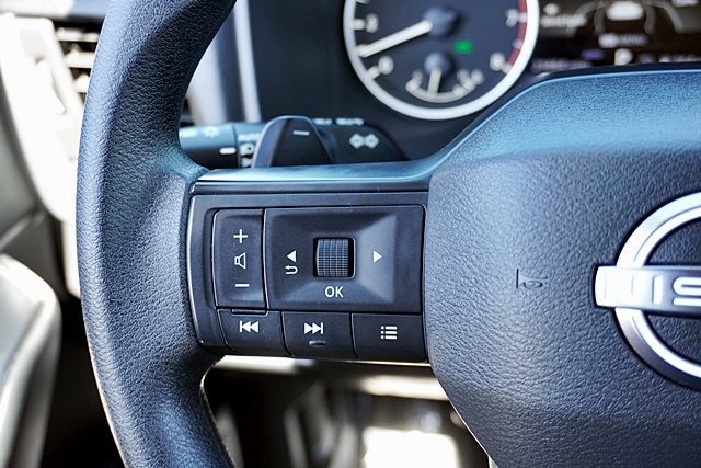 Used 2025 Black Nissan S image 44