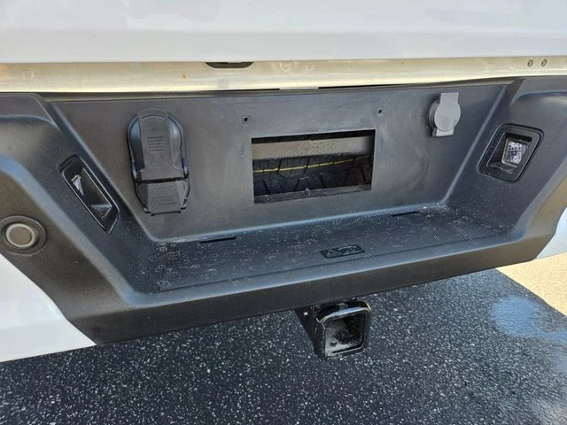 Used 2023 White Ford XLT image 17
