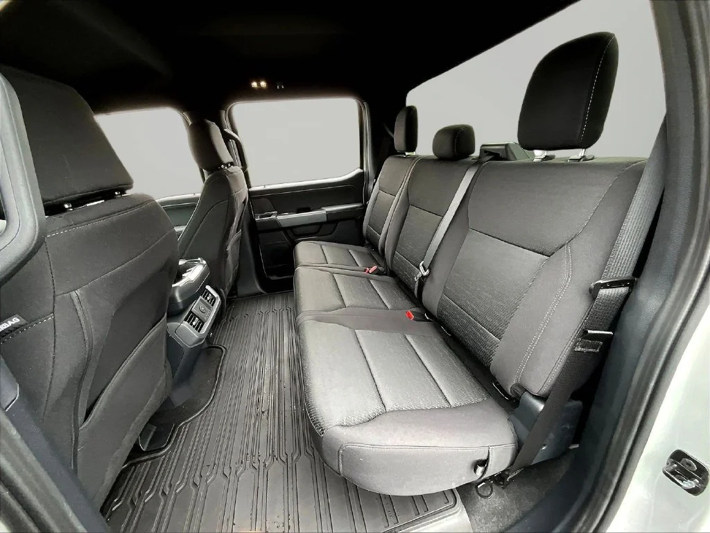 New 2026 Avalanche Ford XLT image 32