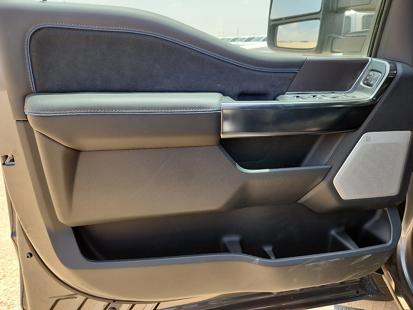 New 2026 Carbonized Gray Metallic Ford F-350® Platinum® image 14