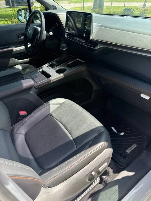 Used 2024 Ice Toyota XSE image 8