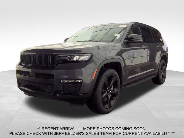 Used 2025 Gray Jeep Limited image 1