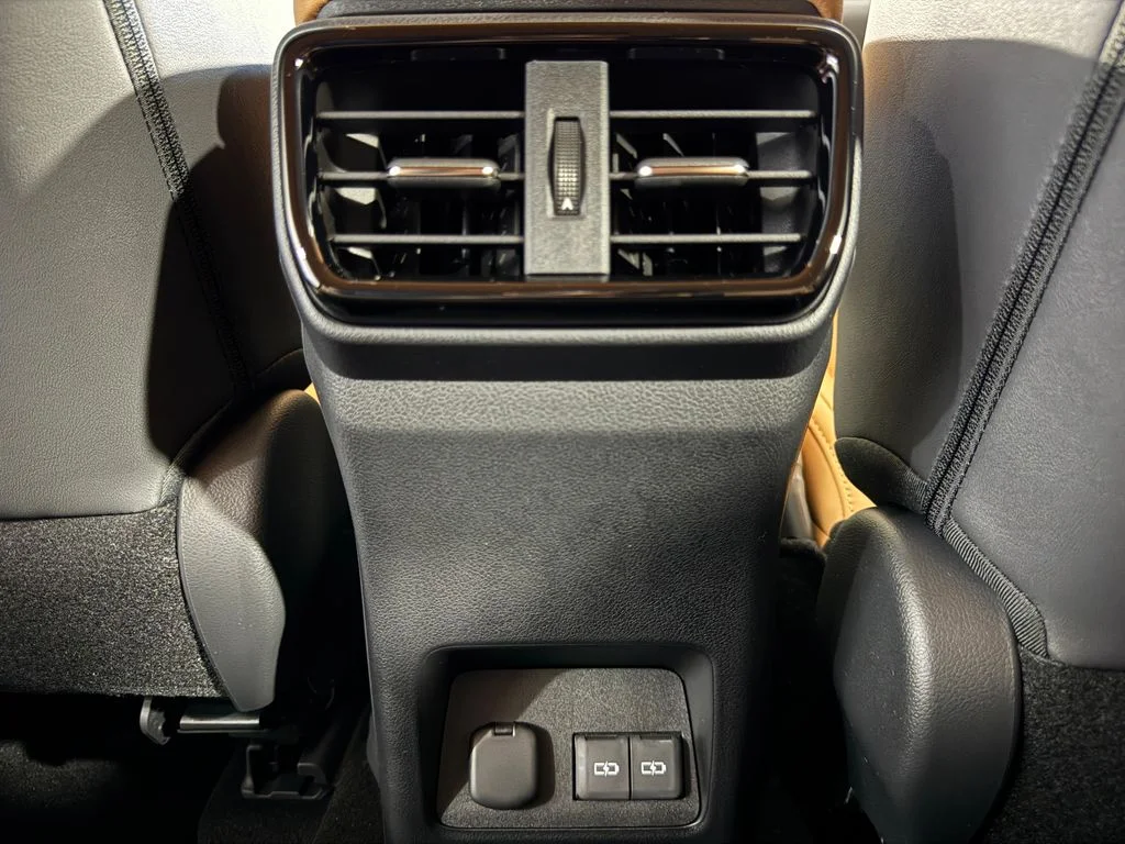 New 2026  Lexus 350h Base image 28