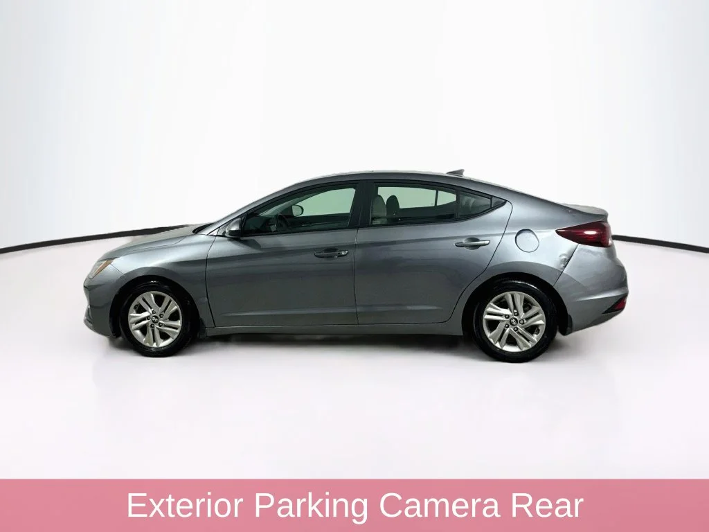 Used 2019 Gray Hyundai Value Edition image 4