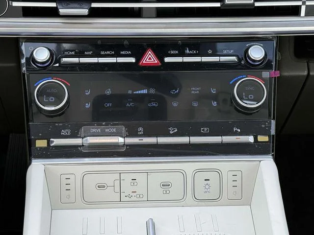 2025 Hyundai Santa Fe Calligraphy - Photo 6