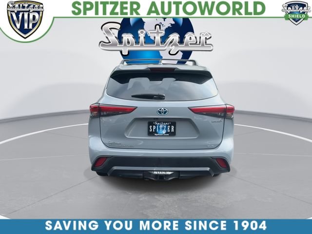 Used 2022 Gray Toyota Bronze Edition image 8