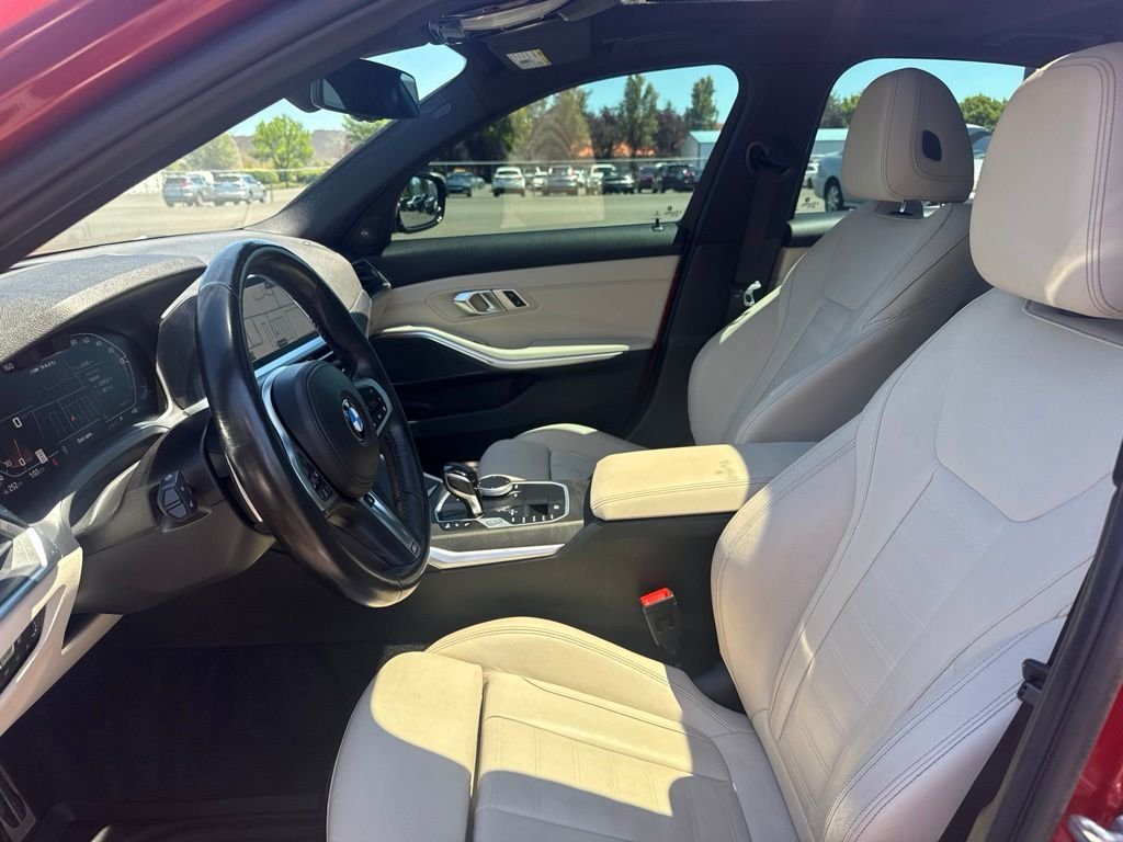 Used 2022 Sunset Orange Metallic BMW M340i xDrive image 17