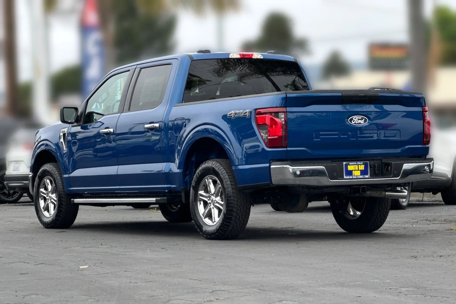 Certified Used 2025 Blue Metallic Ford XLT image 29