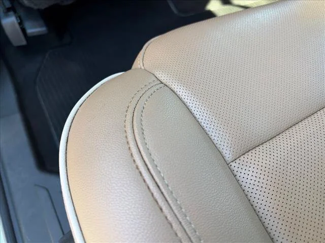 2023 Chevrolet Traverse Premier - Photo 20