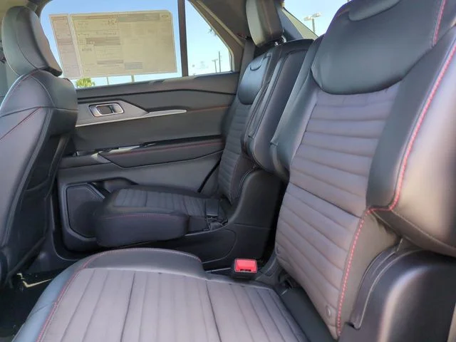 New 2026 Rapid Red Metallic Tinted Clearcoat Ford ST-Line image 14