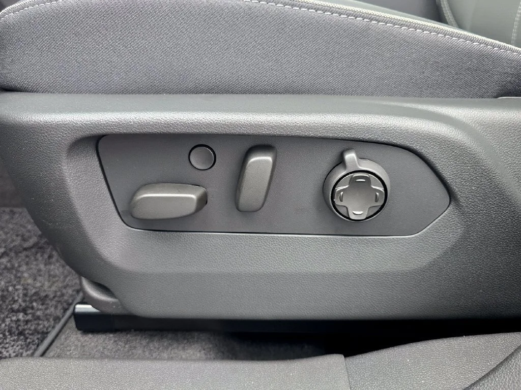 2026 Buick Envision Avenir - Photo 17
