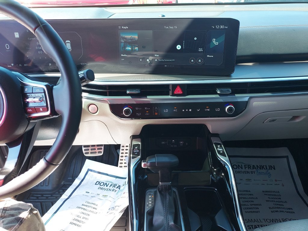 Used 2025 White Kia SX image 22