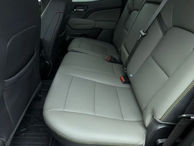 Used 2024 Black Chevrolet ZR2 image 21