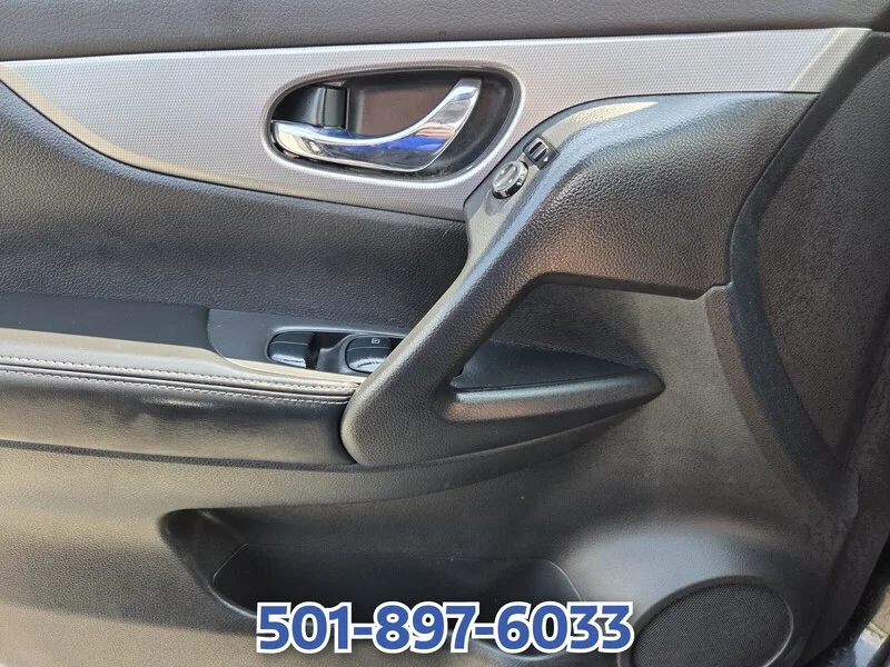 Used 2020 Magnetic Black Pearl NISSAN FWD SL image 26