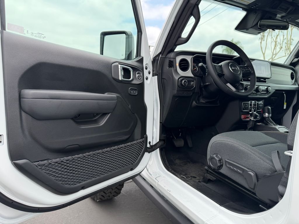 New 2026 Bright White Clear-Coat Exterior Paint Jeep Willys image 11