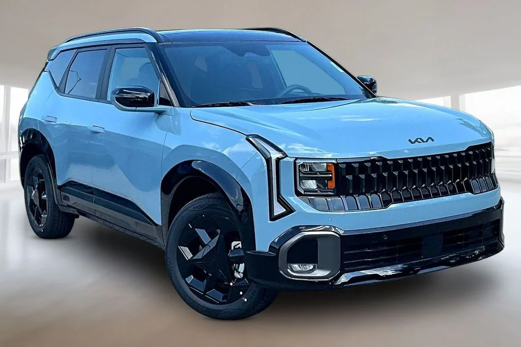 New 2027 Frost Blue Kia X-Line S image 2