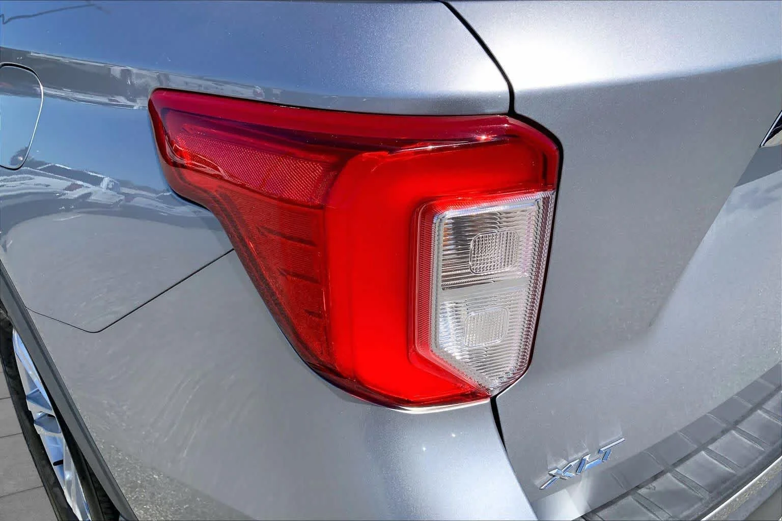 Used 2020 Iconic Silver Metallic Ford XLT image 27