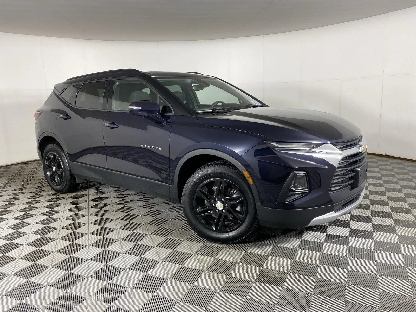 Used 2021 Midnight Blue Metallic Chevrolet LT image 10