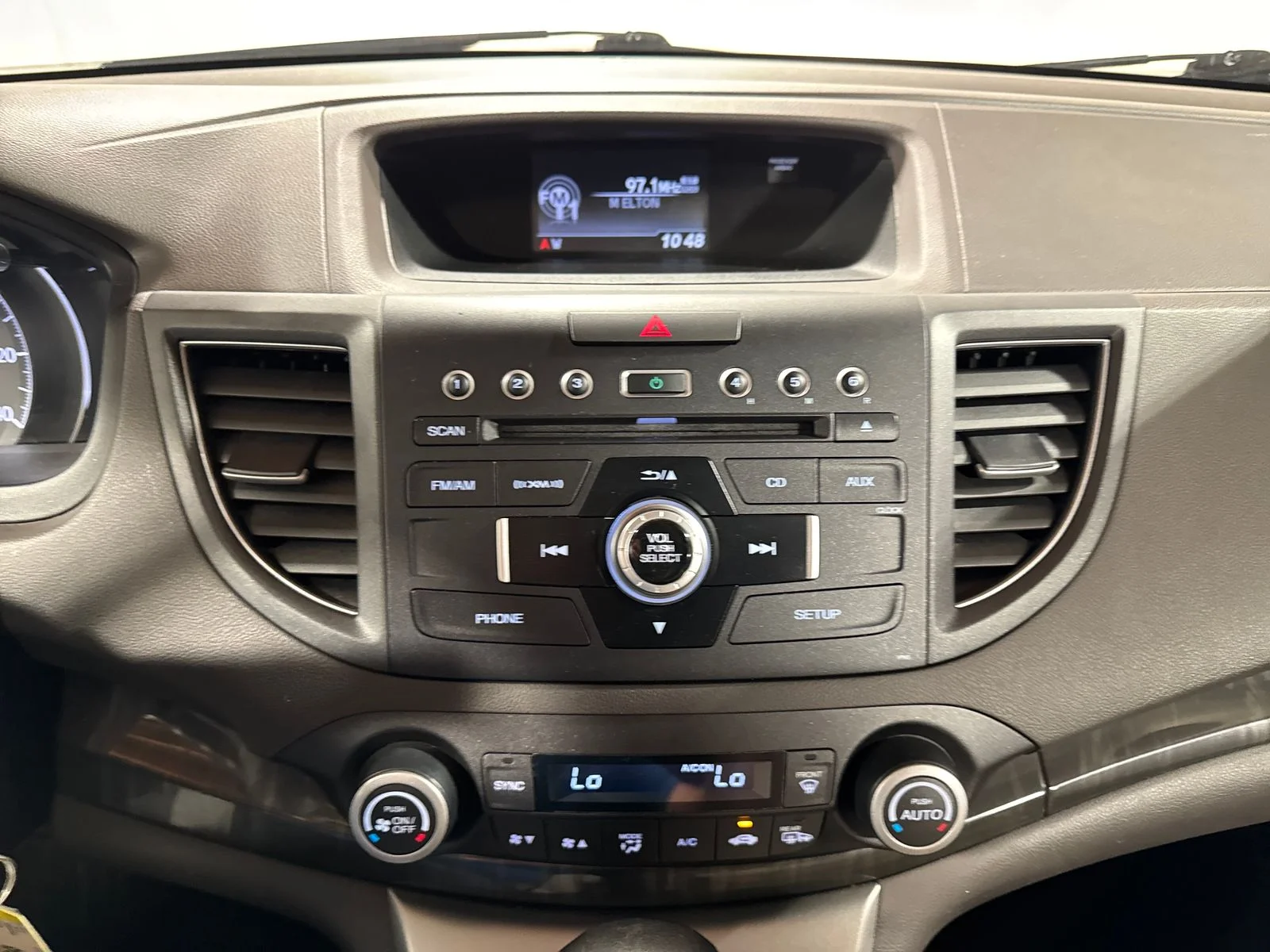 Used 2014 White Diamond Pearl Honda EX-L image 17