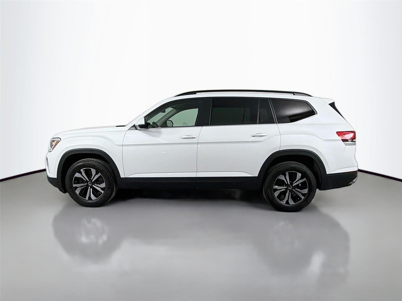 New 2026 Opal White Pearl Volkswagen 2.0T SE image 8