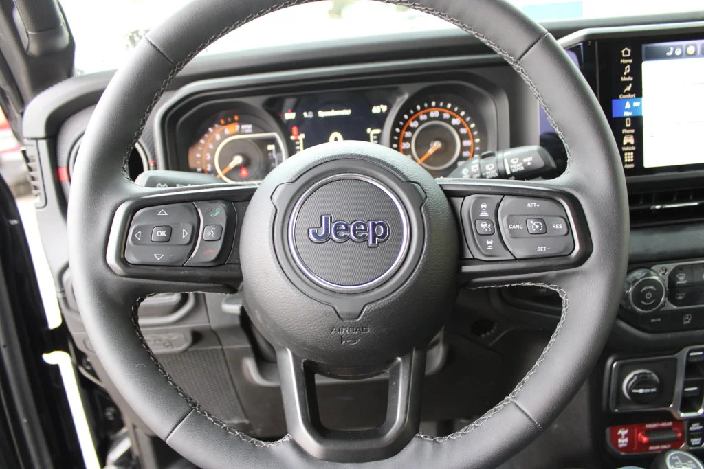 Used 2026 Black Jeep Rubicon X image 27
