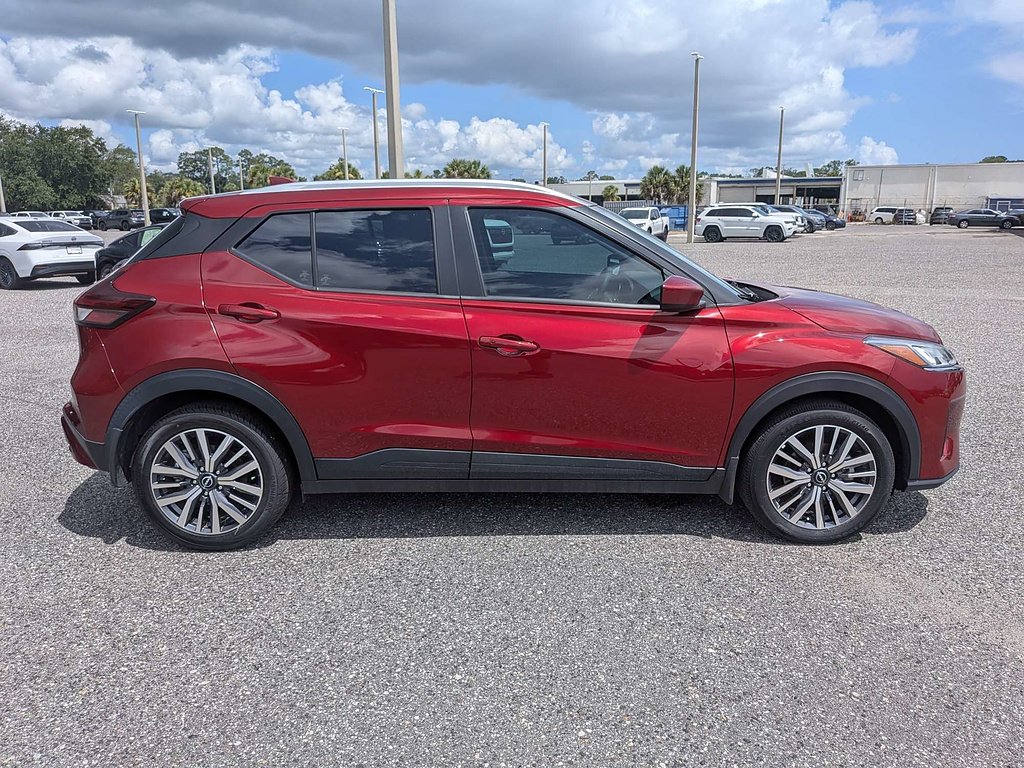 2024 Nissan Kicks SV - Photo 2