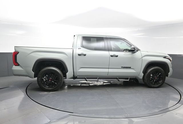 Used 2026  Toyota SR5 image 8