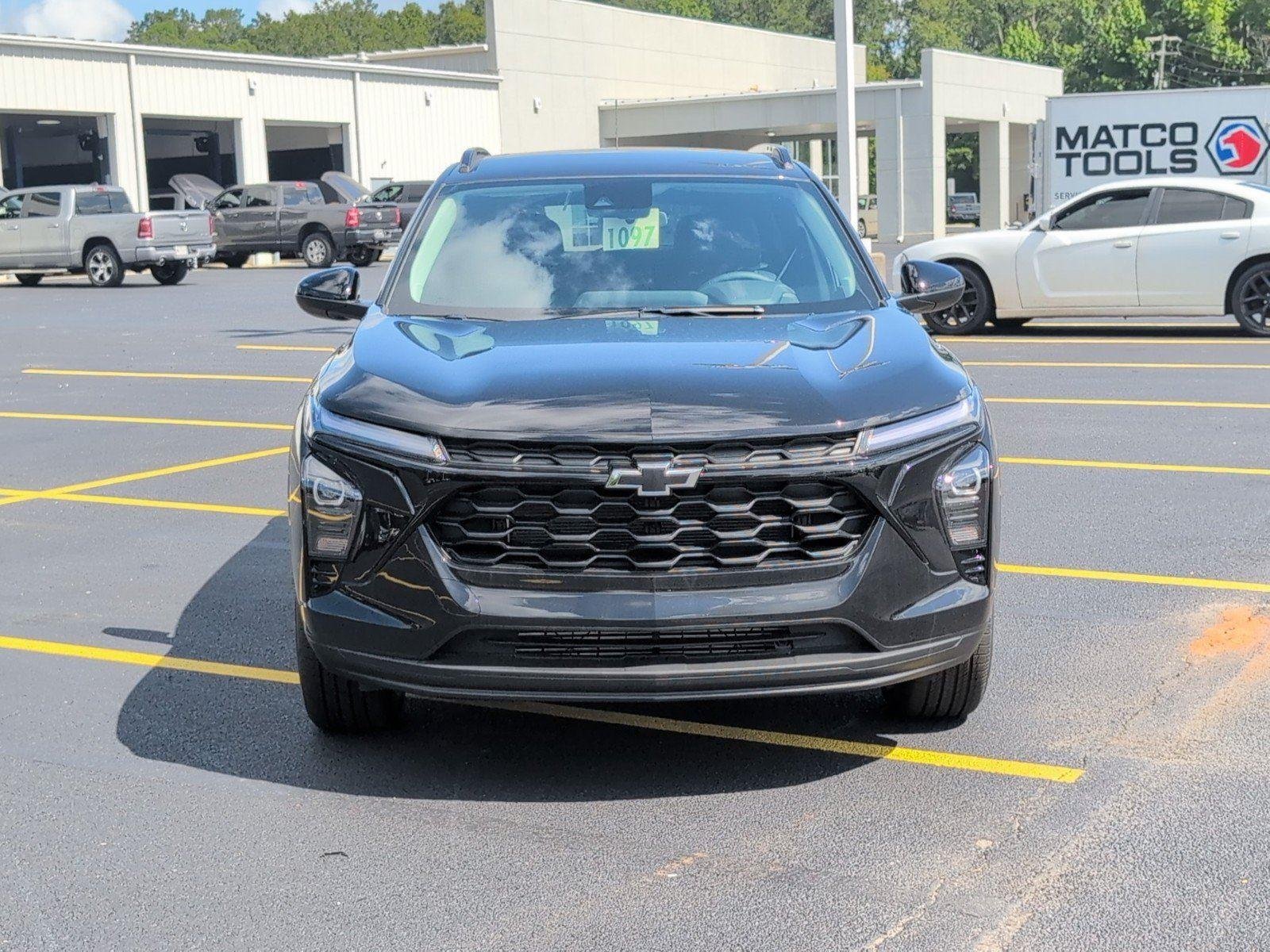 2026 Chevrolet Trax LT - Photo 9