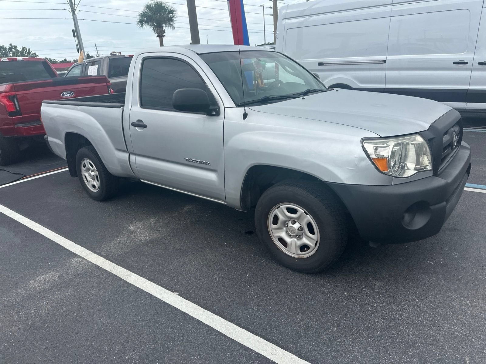 Used 2005 Silver Streak Mica Toyota Base image 3