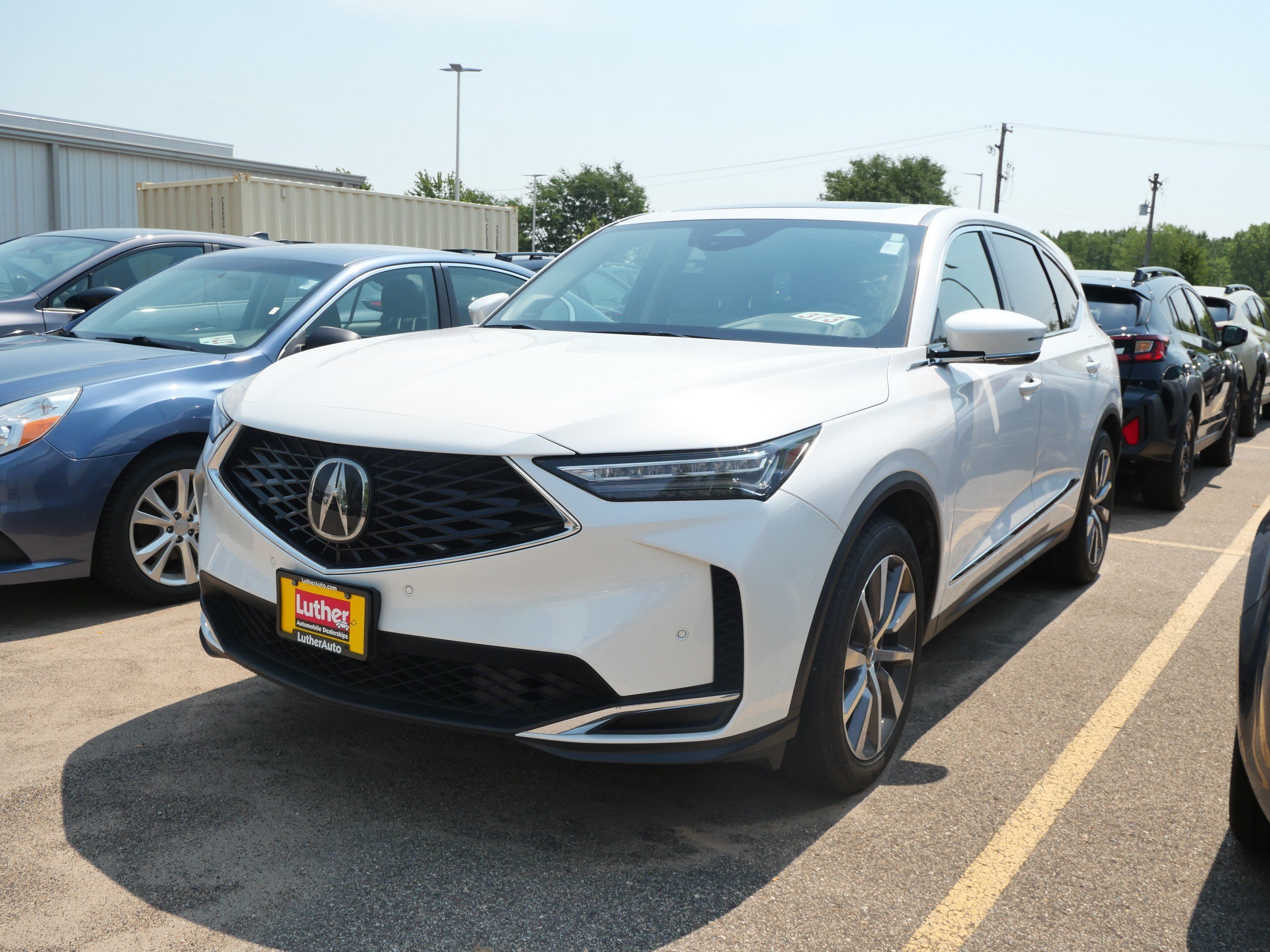 Used 2025 Platinum White Pearl Acura w/Technology Package image 3