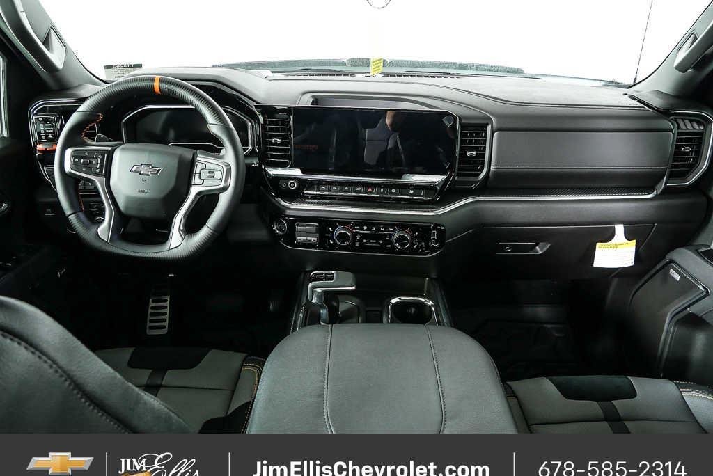 New 2025 Summit White Chevrolet RST image 21