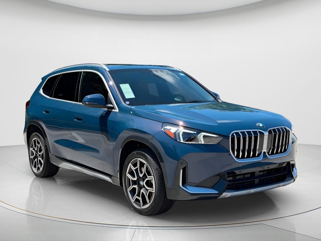 New 2026 Night Dusk Blue Metallic BMW xDrive28i image 3
