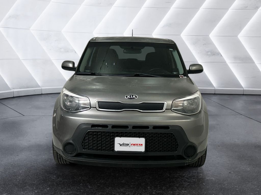 Used 2016 Gray Kia Base image 2