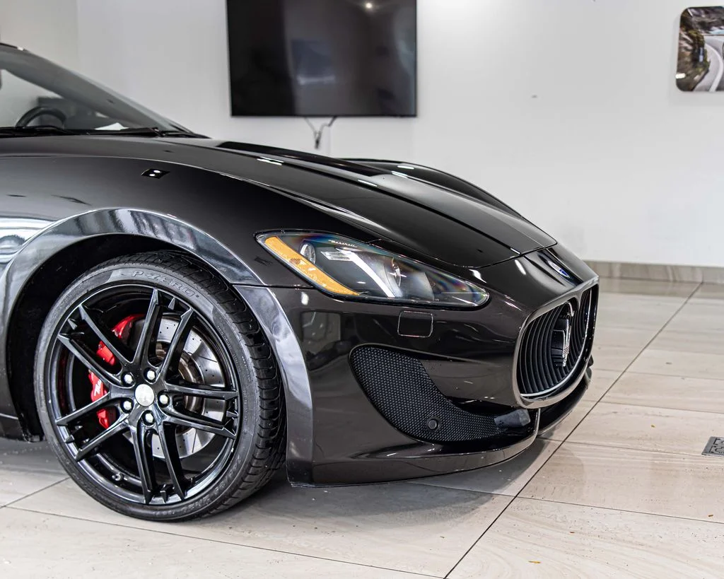 Used 2015 Black Maserati Sport image 3