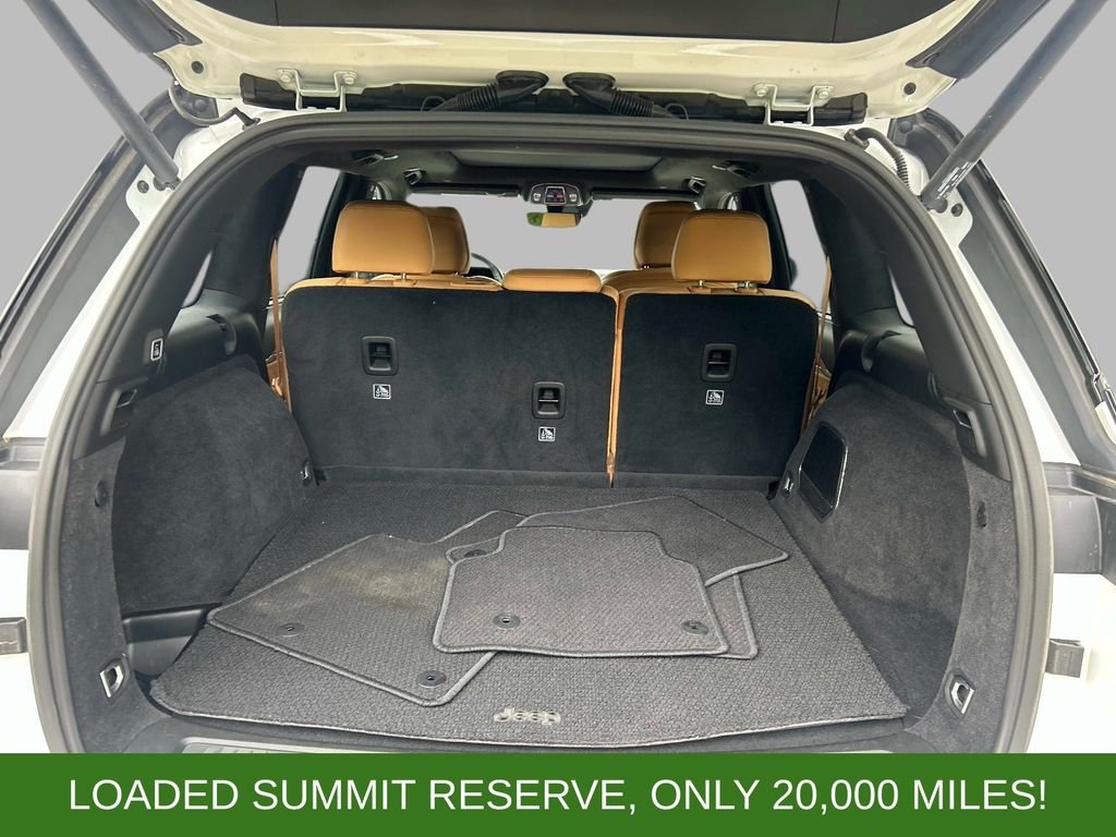 Used 2025 White Jeep Summit Reserve image 11