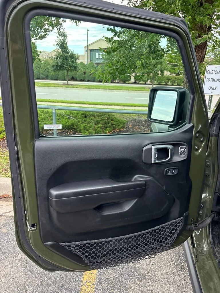 Used 2021 Green Jeep Unlimited Rubicon image 2
