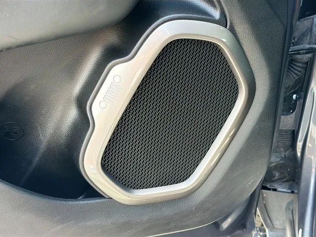 Used 2023 Gray Jeep Latitude image 20