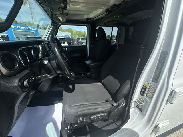 Used 2021 White Jeep Willys image 20