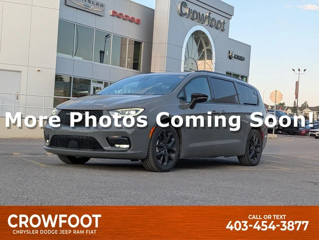 2025 Chrysler Pacifica Limited - - FWD - Nappa Leather - Full Sunroof - Blind Spot & More!