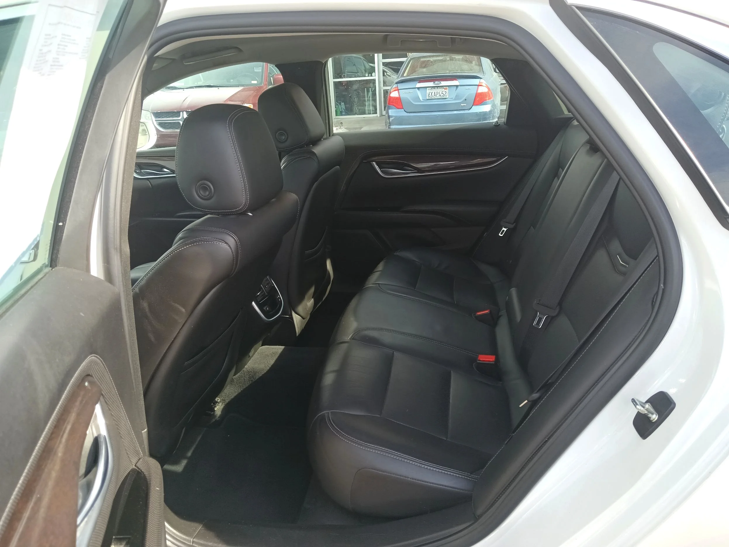 Used 2017 White Cadillac Luxury image 10