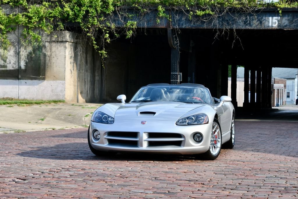 2005 Dodge Viper SRT-10