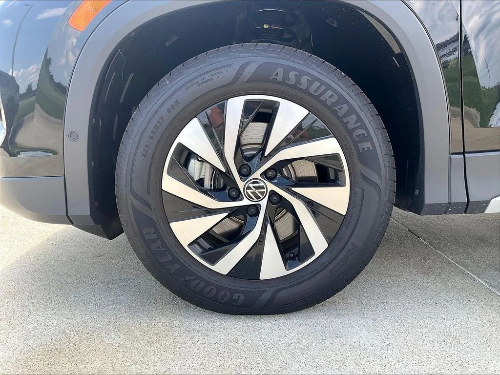 New 2026 Black Volkswagen 2.0T S image 18