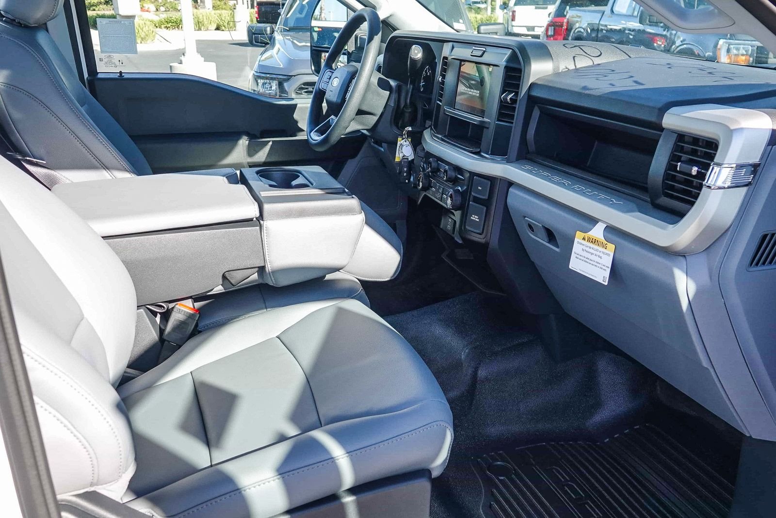 New 2026 Oxford White Ford F-250® XL image 15