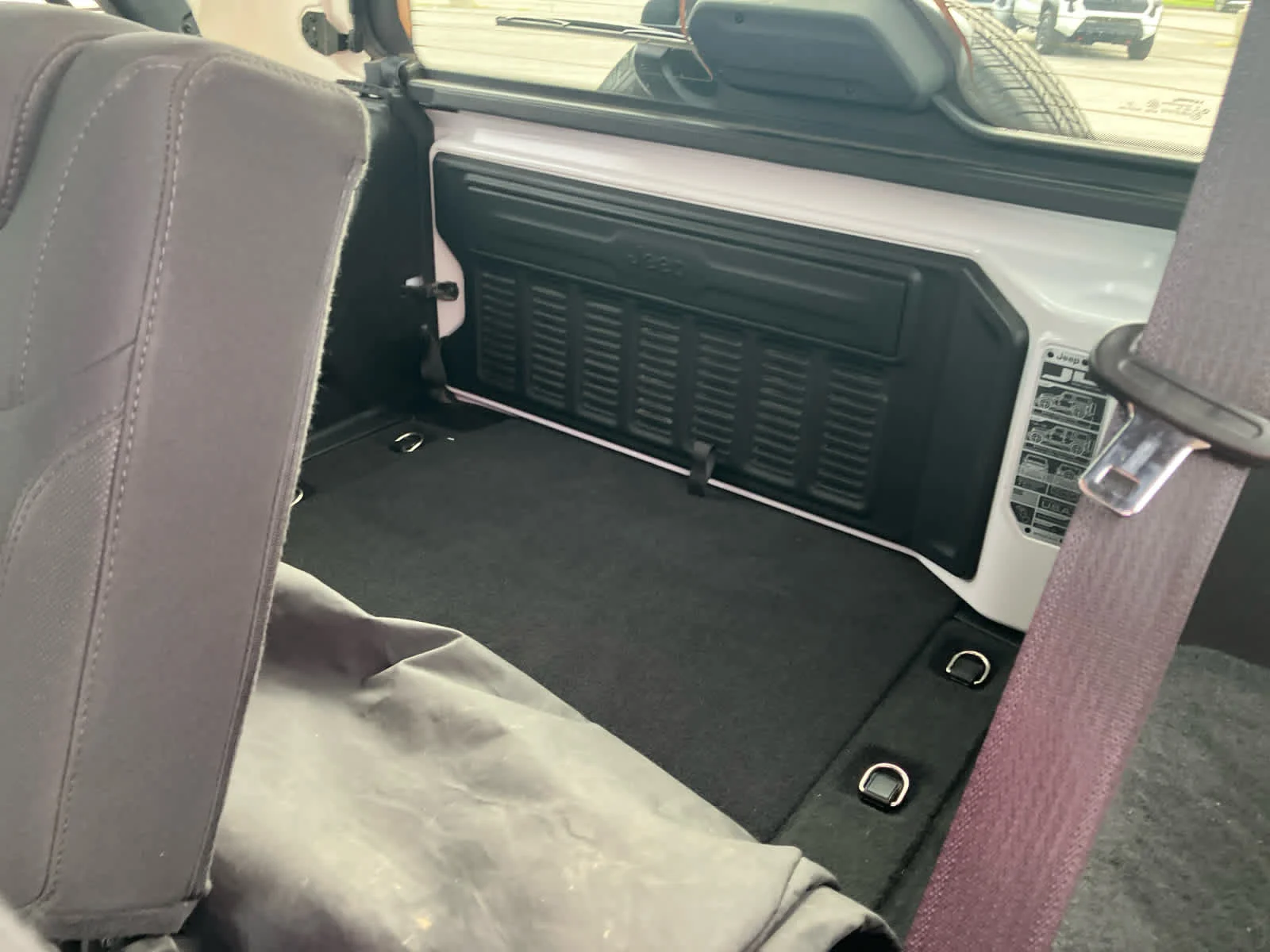 Used 2023 Bright White Clearcoat Jeep Sport S image 40